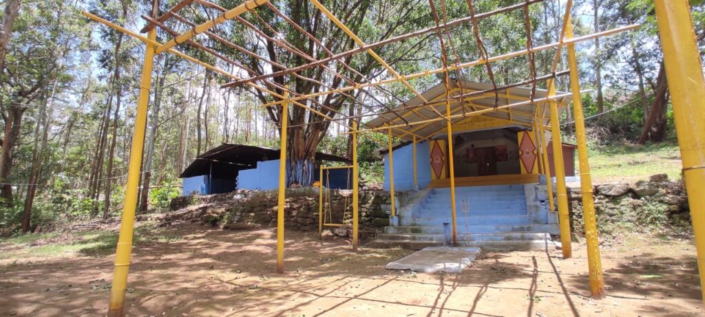Waterfalls Sakthi Mariyamman