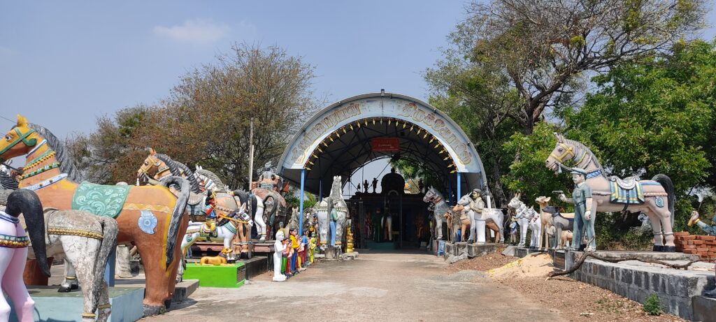 Deviyakuruchi Sri Aiyanarappan Temple