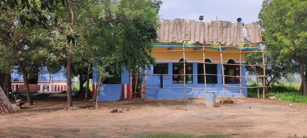 Rasakkapatti Petchiyamman /Virumandi (Usilampatti)